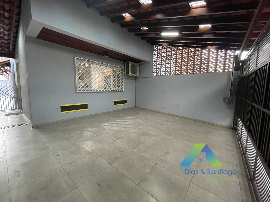 Sobrado à venda com 4 quartos, 280m² - Foto 2