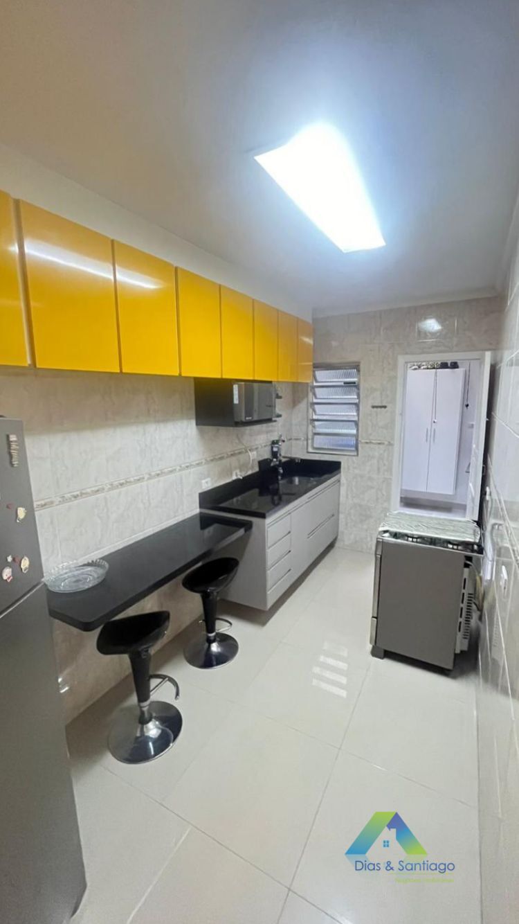 Apartamento à venda com 2 quartos, 76m² - Foto 2