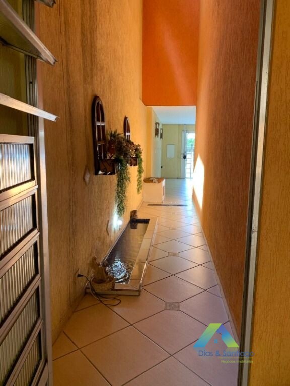 Sobrado à venda com 3 quartos, 200m² - Foto 23