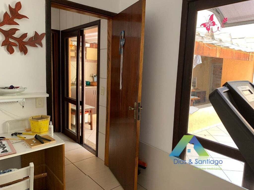 Sobrado à venda com 3 quartos, 200m² - Foto 6