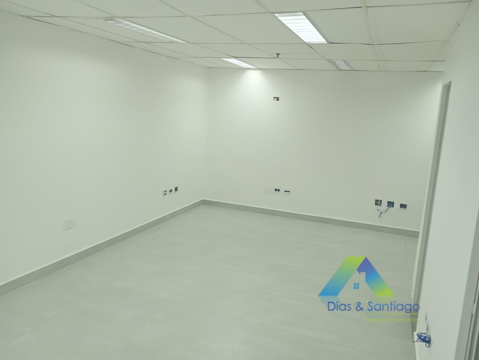 Conjunto Comercial-Sala para alugar, 34m² - Foto 2