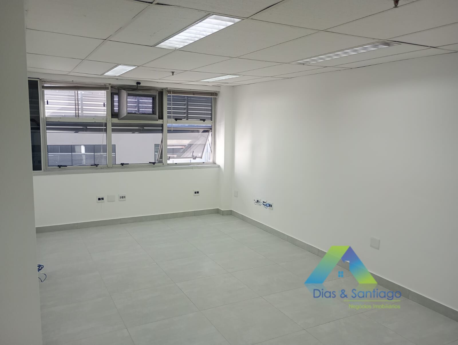 Conjunto Comercial-Sala para alugar, 34m² - Foto 1