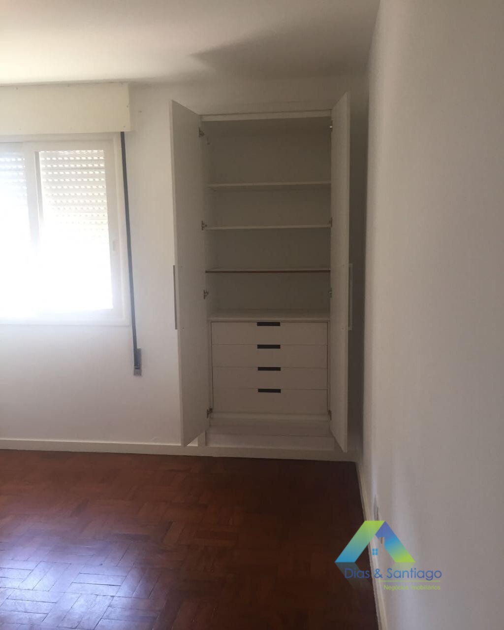 Apartamento à venda com 3 quartos, 130m² - Foto 5