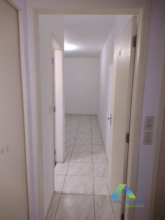 Apartamento à venda com 2 quartos, 48m² - Foto 4