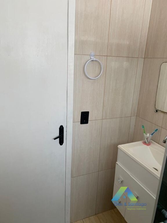 Apartamento à venda com 2 quartos, 70m² - Foto 13