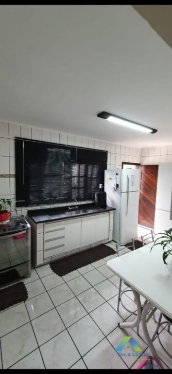 Sobrado à venda com 2 quartos, 264m² - Foto 7