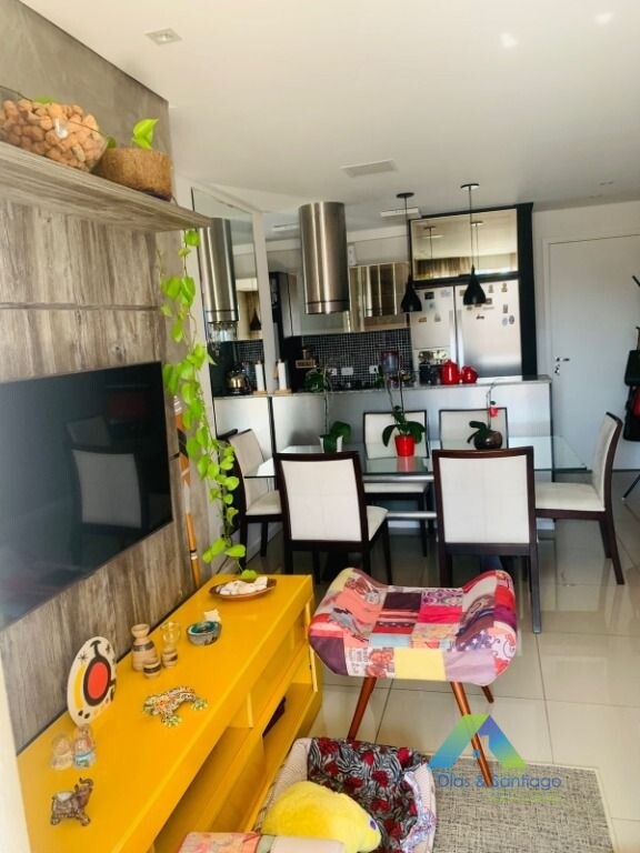 Apartamento à venda com 2 quartos, 58m² - Foto 1