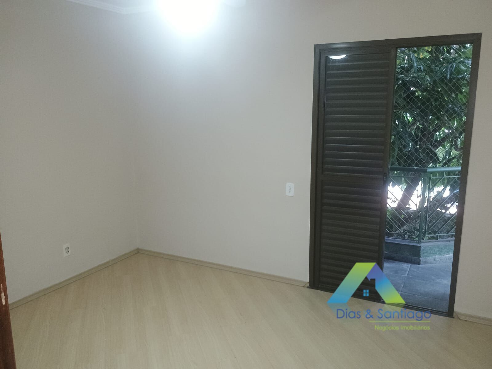 Apartamento à venda com 2 quartos, 90m² - Foto 9