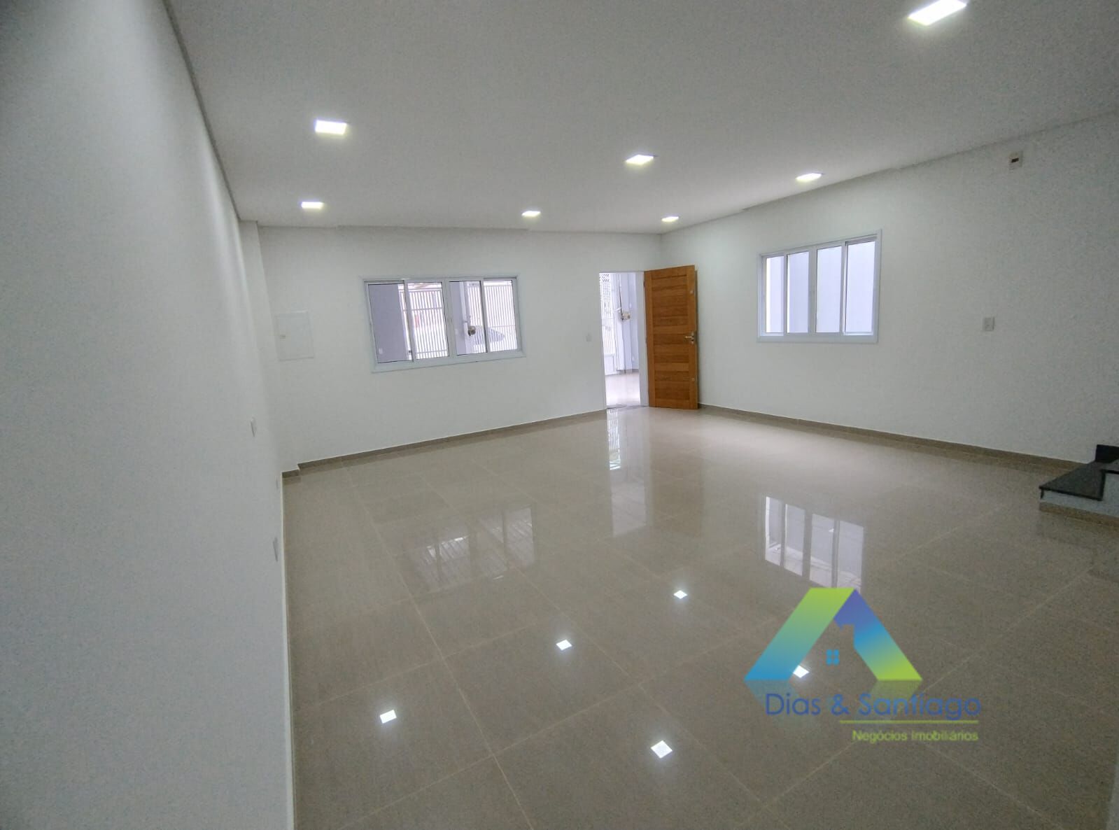 Loja-Salão, 208 m² - Foto 1