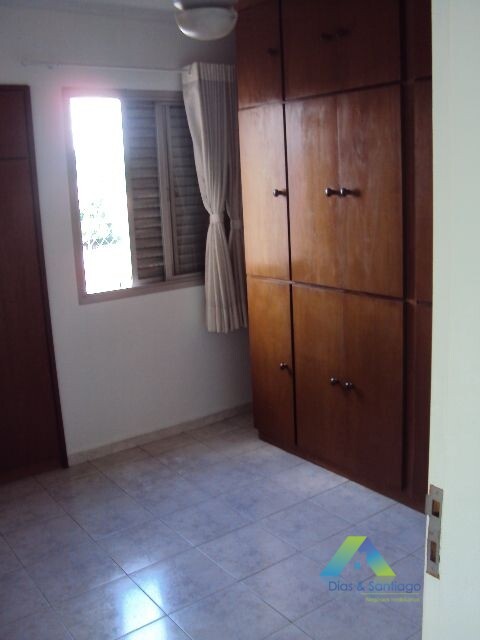 Apartamento à venda com 2 quartos, 58m² - Foto 3