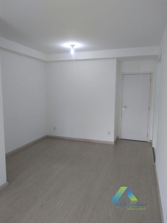 Apartamento à venda com 2 quartos, 90m² - Foto 3