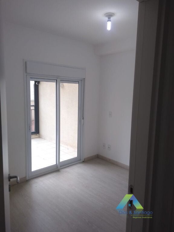 Apartamento à venda com 2 quartos, 90m² - Foto 4