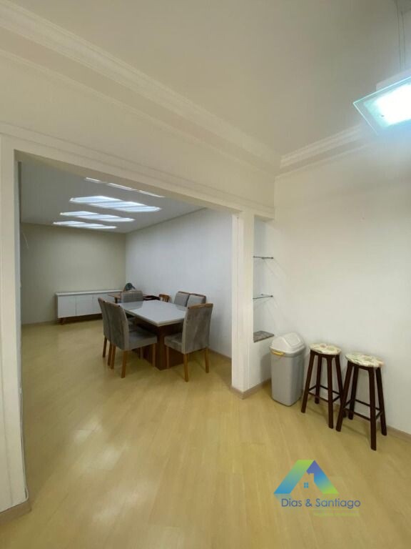 Apartamento à venda com 3 quartos, 120m² - Foto 11