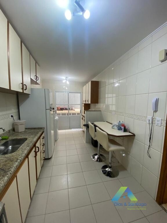 Apartamento à venda com 3 quartos, 120m² - Foto 5