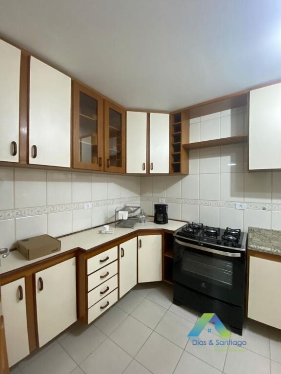 Apartamento à venda com 3 quartos, 120m² - Foto 2