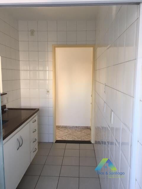 Apartamento à venda com 2 quartos, 50m² - Foto 2