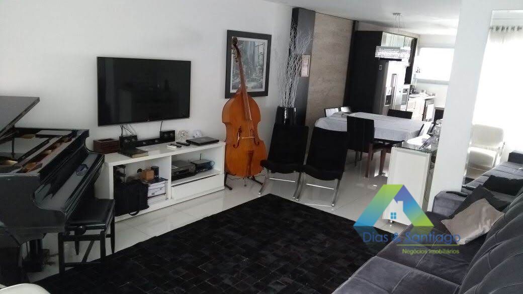 Sobrado à venda com 3 quartos, 170m² - Foto 1