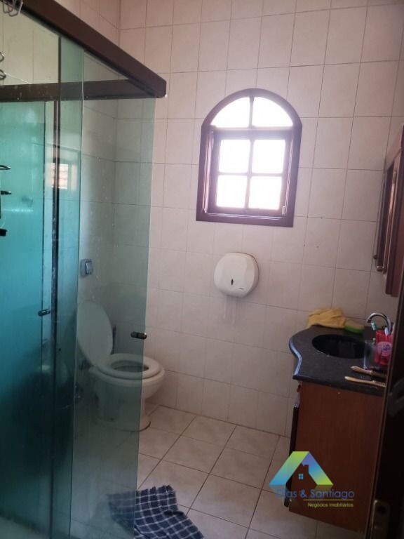 Casa à venda com 7 quartos, 236m² - Foto 32