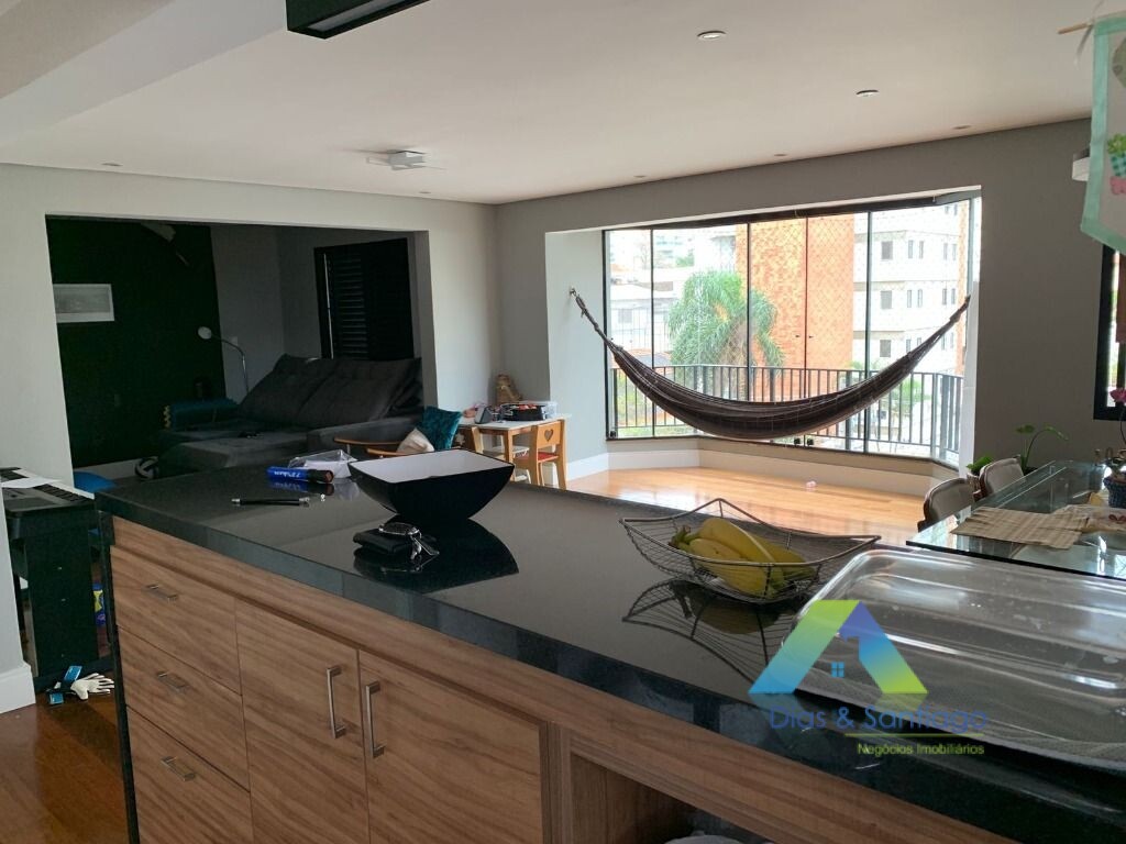 Apartamento à venda com 3 quartos, 150m² - Foto 3