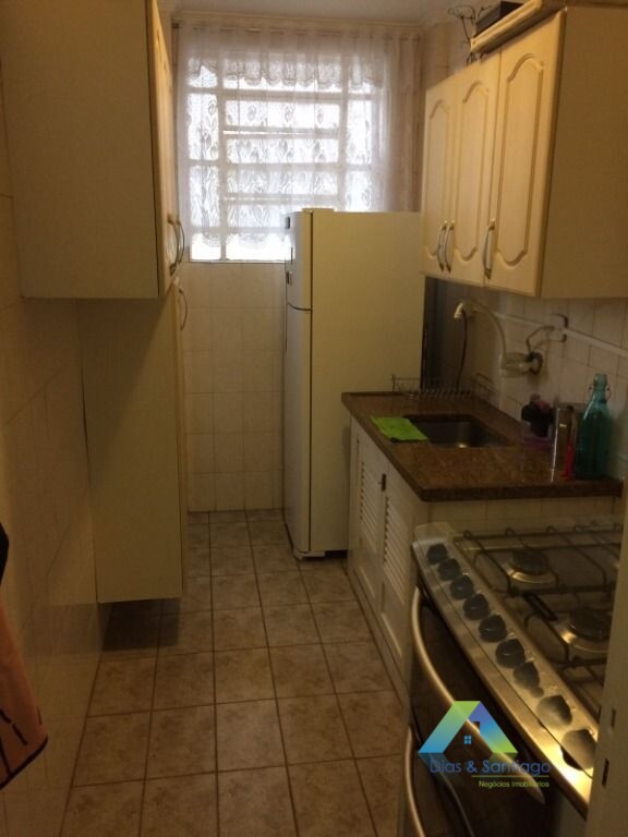 Apartamento à venda com 1 quarto, 40m² - Foto 2