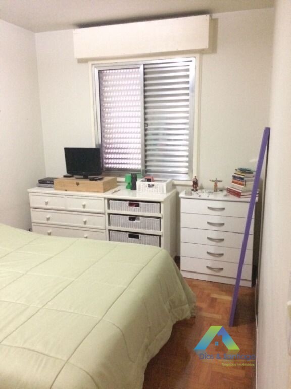 Apartamento à venda com 1 quarto, 40m² - Foto 12