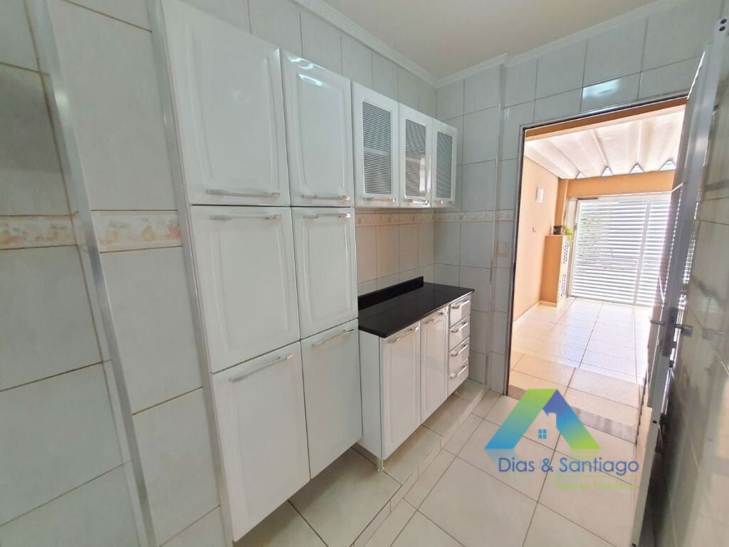 Casa à venda com 3 quartos, 141m² - Foto 5