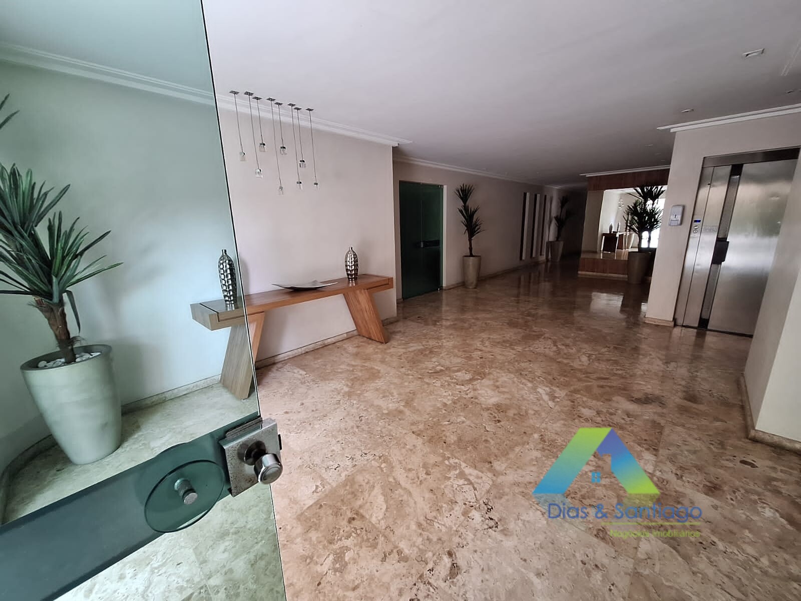 Apartamento à venda com 3 quartos, 124m² - Foto 17