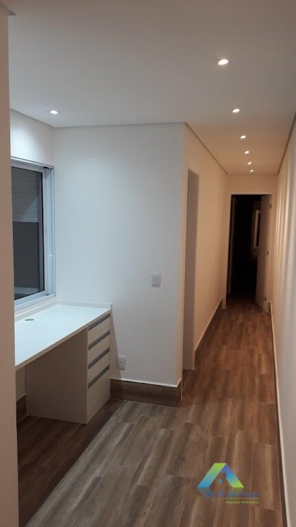 Sobrado à venda com 4 quartos, 200m² - Foto 50