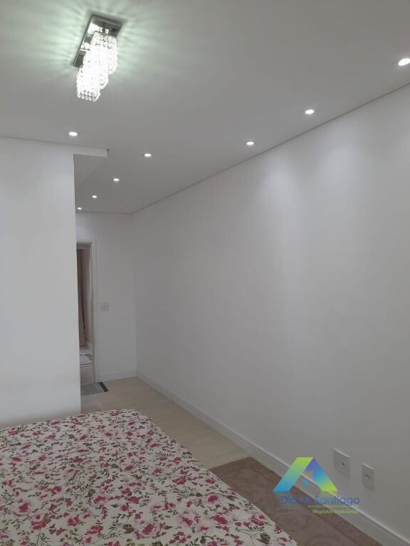 Apartamento à venda com 4 quartos, 135m² - Foto 22