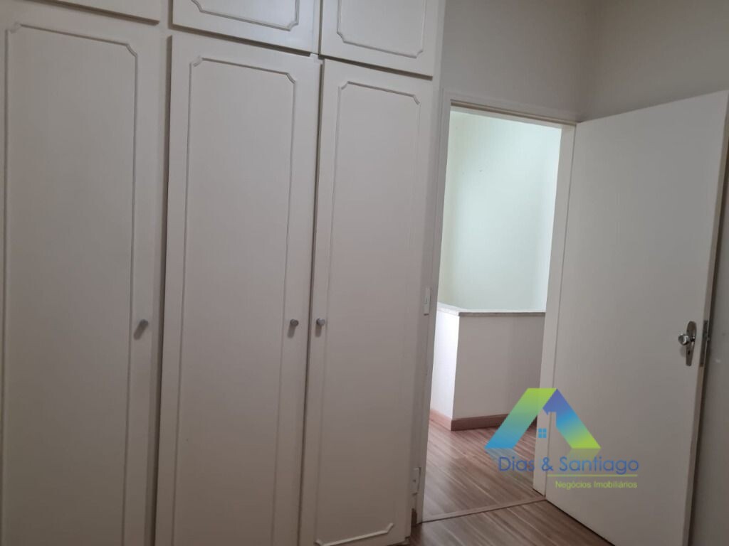 Sobrado à venda com 3 quartos, 192m² - Foto 11