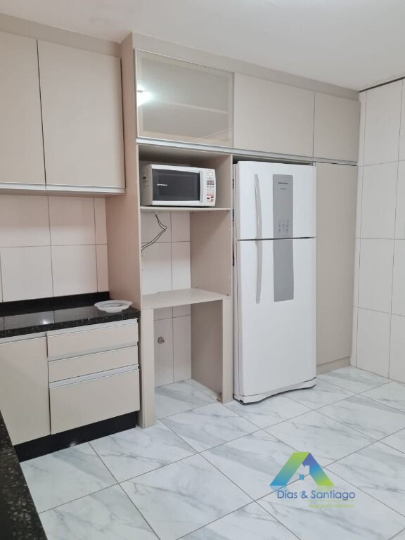 Sobrado à venda com 3 quartos, 192m² - Foto 3