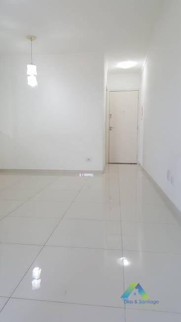 Apartamento à venda com 2 quartos, 68m² - Foto 8