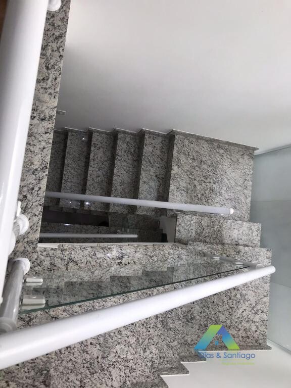 Sobrado à venda com 3 quartos, 240m² - Foto 13