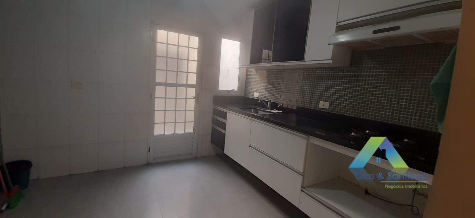 Sobrado à venda com 3 quartos, 120m² - Foto 13