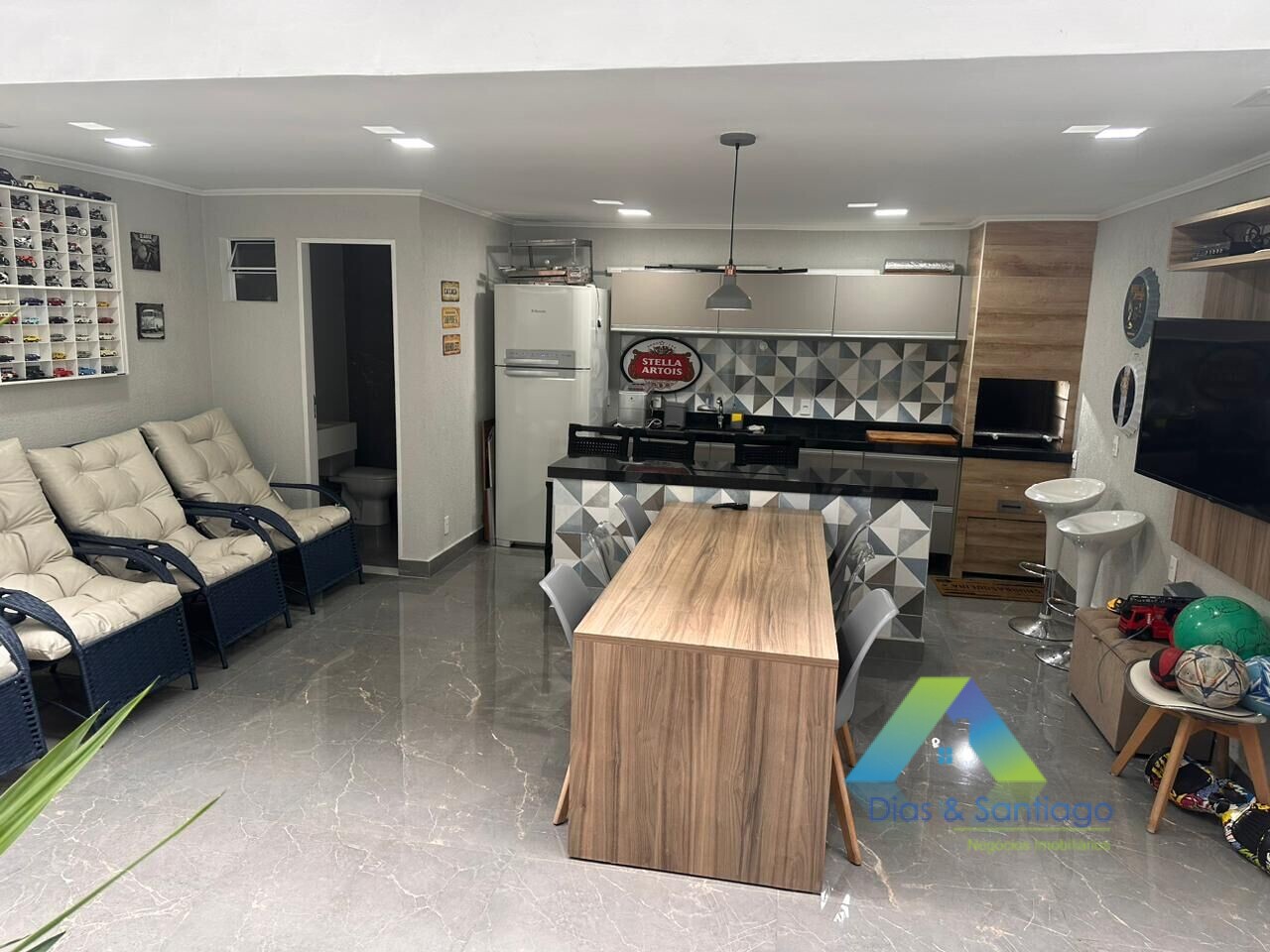 Sobrado à venda com 3 quartos, 125m² - Foto 1