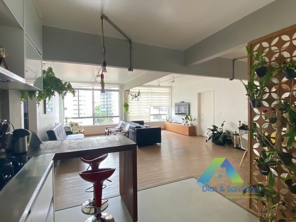 Apartamento à venda com 4 quartos, 150m² - Foto 2