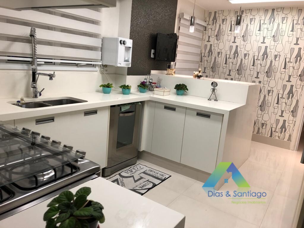 Apartamento à venda com 3 quartos, 240m² - Foto 12