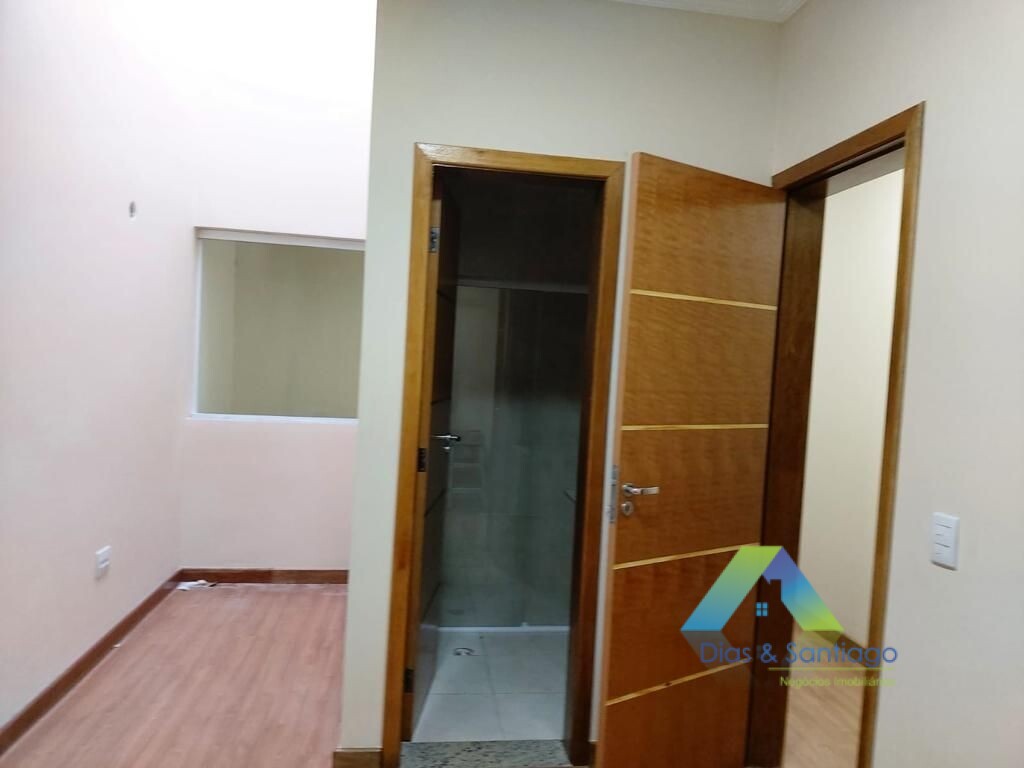 Sobrado à venda com 3 quartos, 220m² - Foto 20