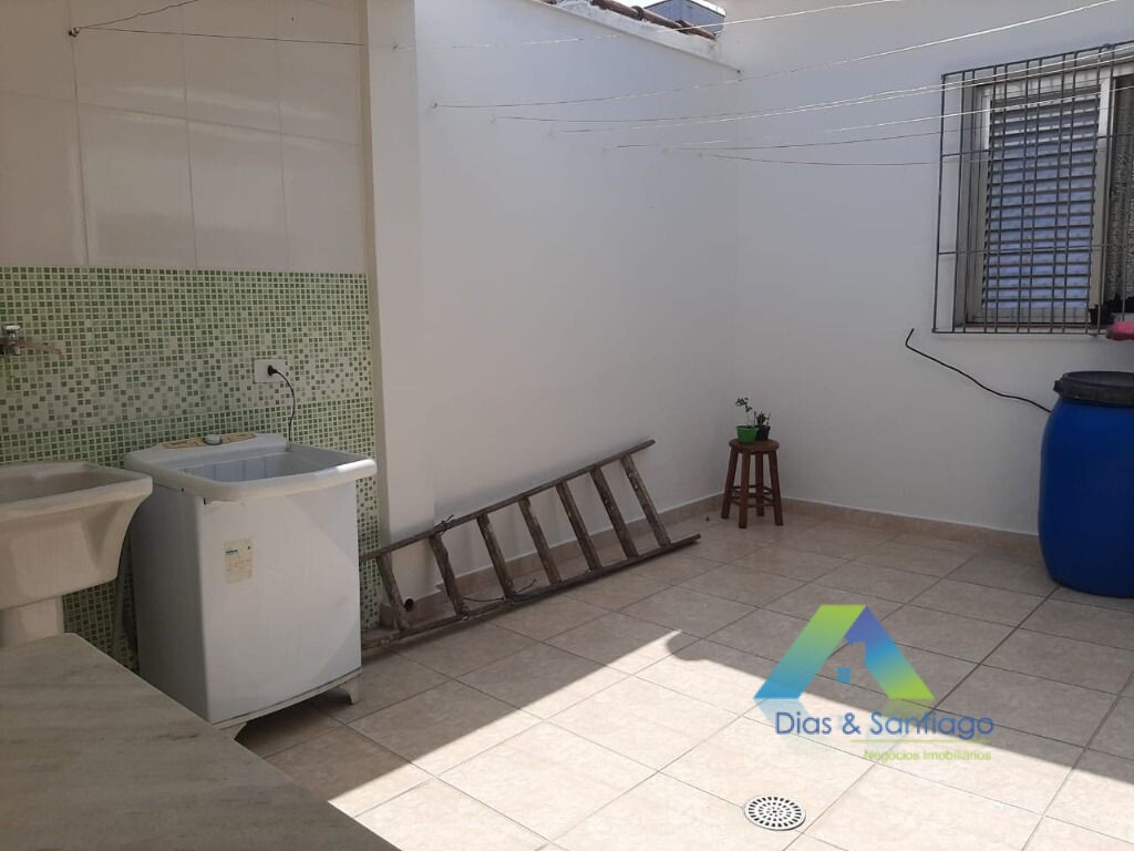 Casa à venda com 3 quartos, 190m² - Foto 35