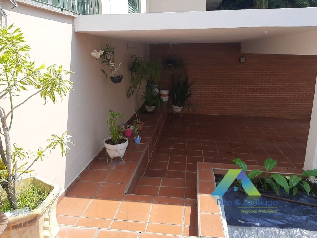 Casa à venda com 3 quartos, 190m² - Foto 46