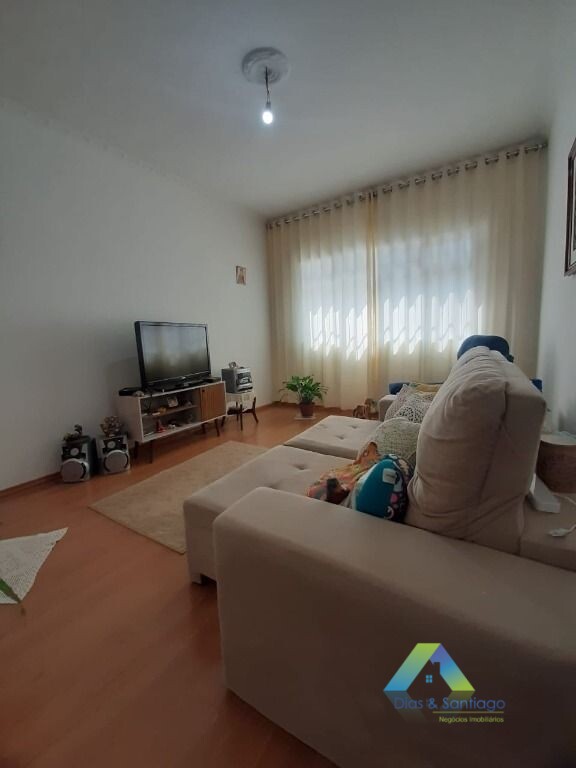 Casa à venda com 3 quartos, 190m² - Foto 4