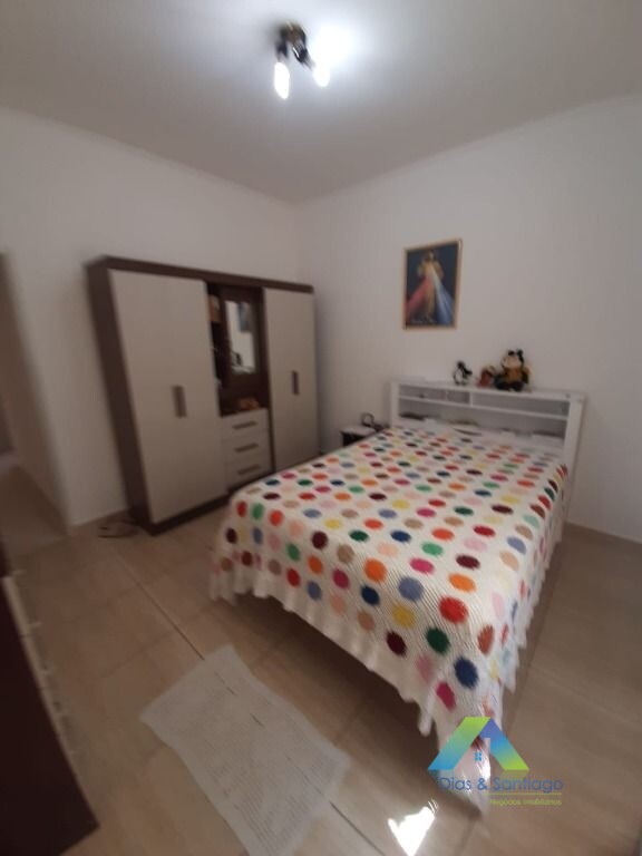 Casa à venda com 3 quartos, 190m² - Foto 17