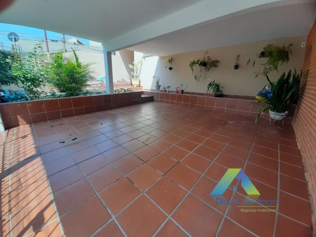 Casa à venda com 3 quartos, 190m² - Foto 44