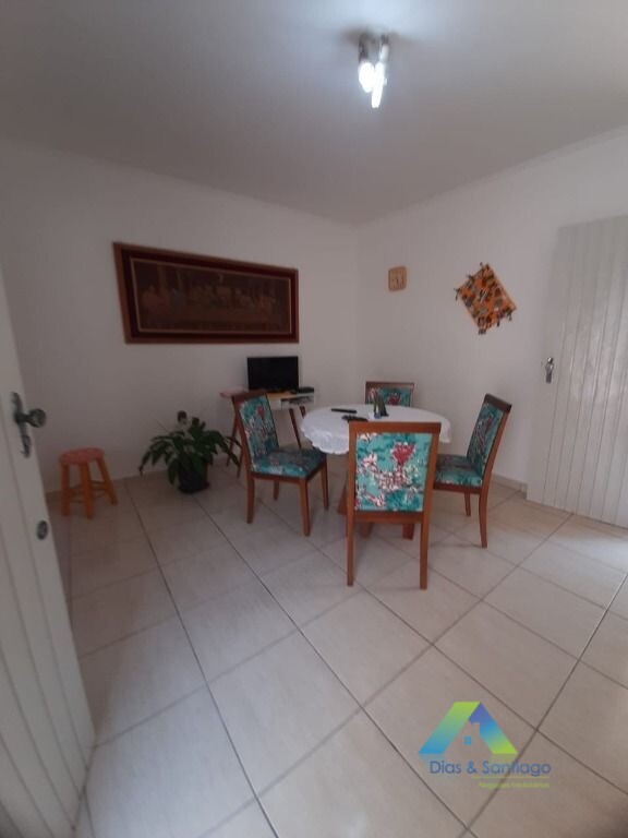 Casa à venda com 3 quartos, 190m² - Foto 14