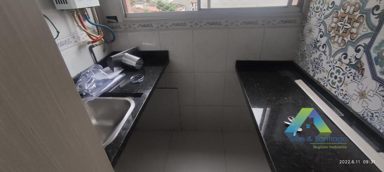 Apartamento à venda com 2 quartos, 58m² - Foto 3