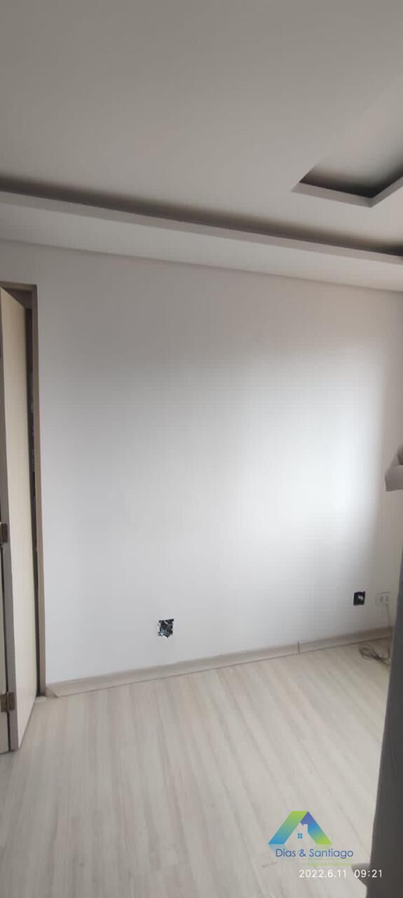 Apartamento à venda com 2 quartos, 58m² - Foto 2