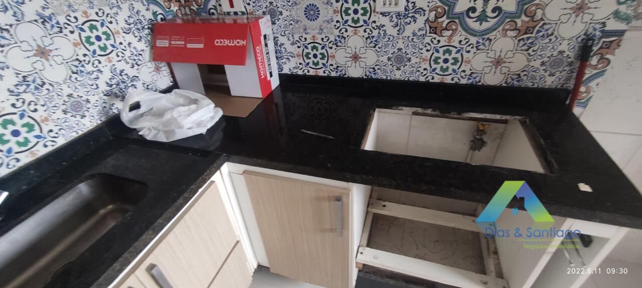 Apartamento à venda com 2 quartos, 58m² - Foto 4