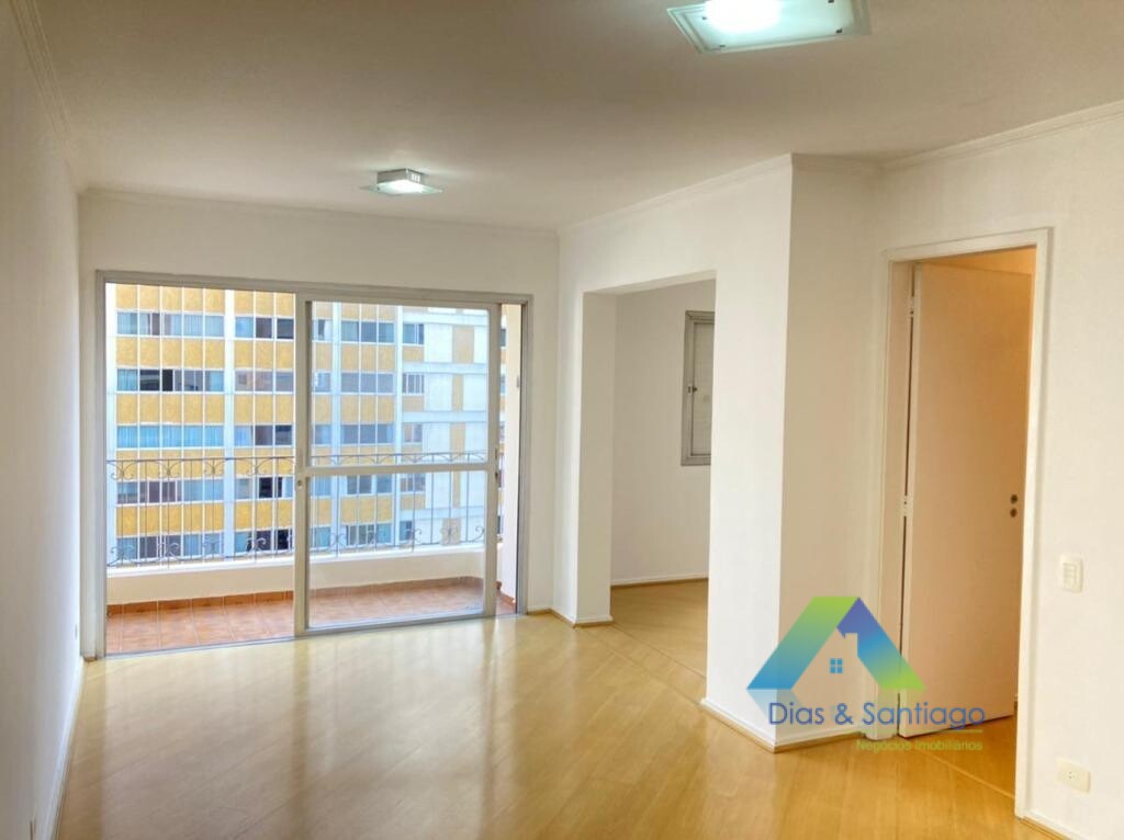 Apartamento à venda com 2 quartos, 74m² - Foto 1