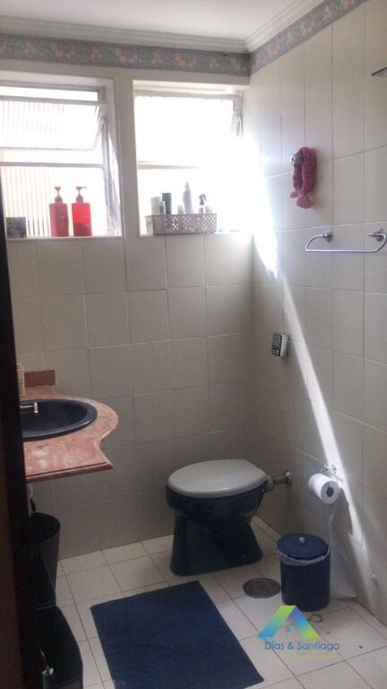 Apartamento à venda com 3 quartos, 150m² - Foto 17