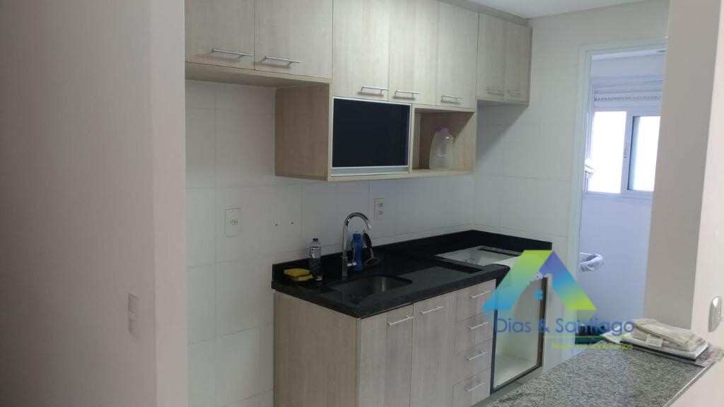 Apartamento à venda com 3 quartos, 65m² - Foto 3